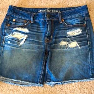 American eagle ripped shorts